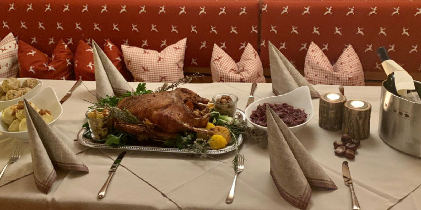 Gansessen in Stuttgart - Restaurant Tauberquelle und Gans to-go