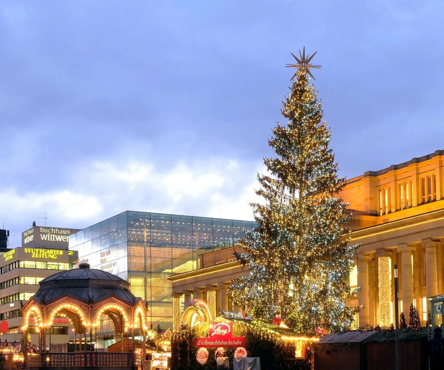 Stuttgarter Weihnachtsmarkt - Weihnachtsshopping in der Königsstraße
