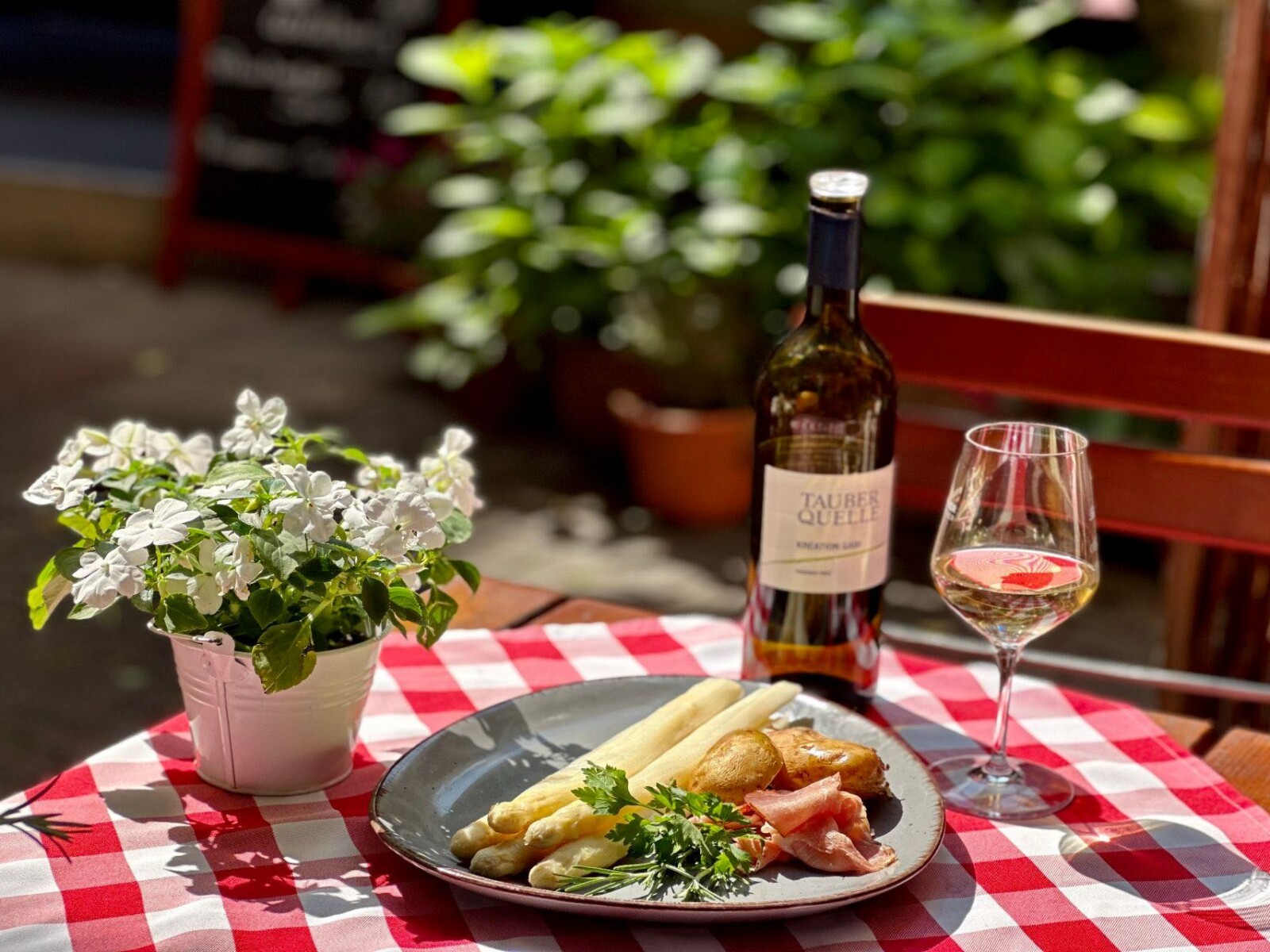 Spargel essen Stuttgart City - Restaurant Tauberquelle